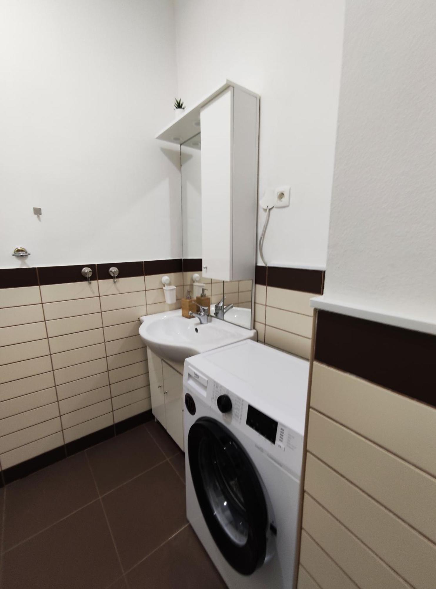 Studio Apartment Sisters 3-4 Ljubljana Ngoại thất bức ảnh