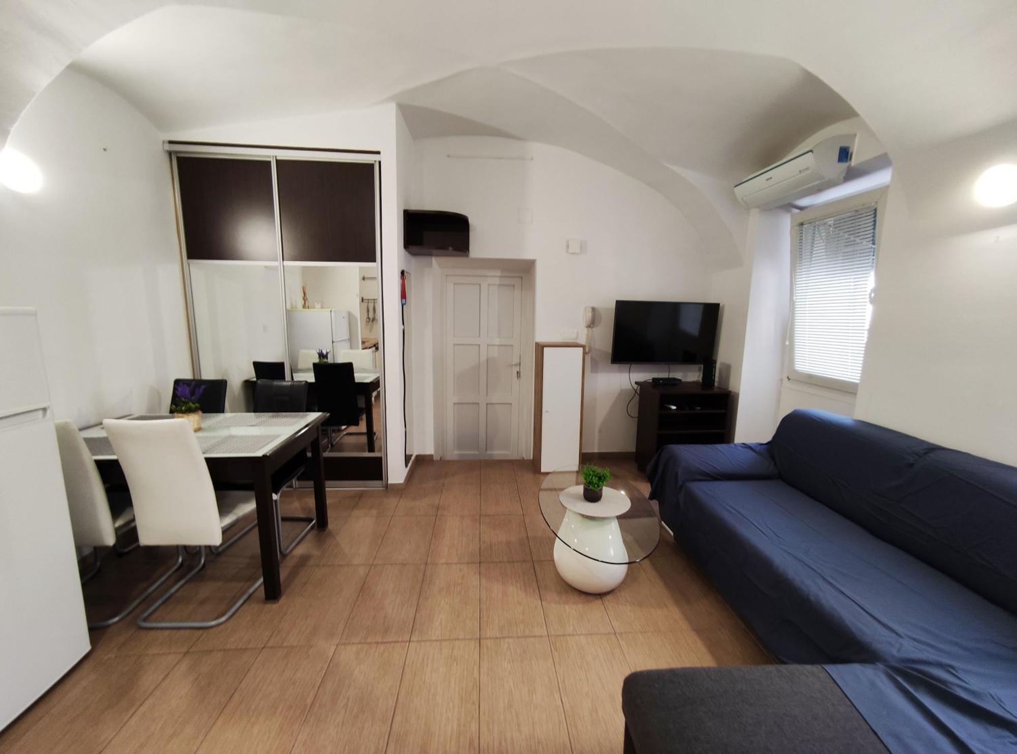 Studio Apartment Sisters 3-4 Ljubljana Ngoại thất bức ảnh